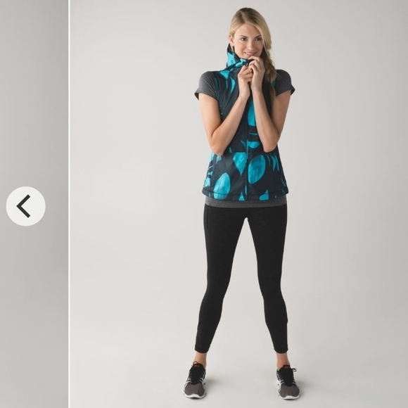 Lululemon Pack-It Vest In Back Spin Stroke Peacock Blue Black - Picture 2 of 12
